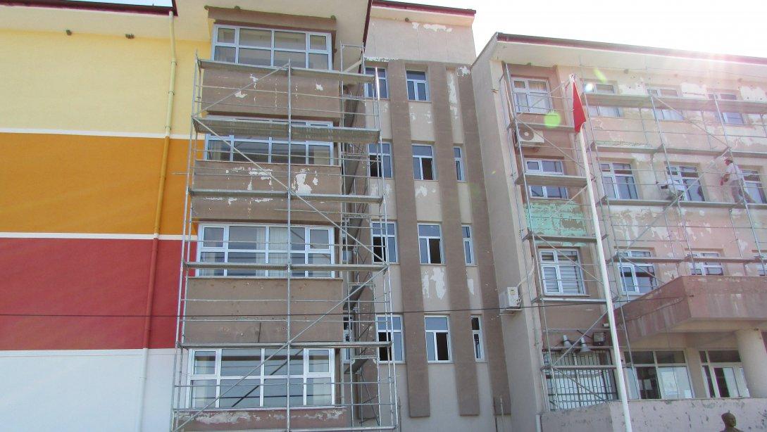 Ortaca Anadolu İmam Hatip Lisesi Bina Tadilat İşlemleri Devam Ediyor