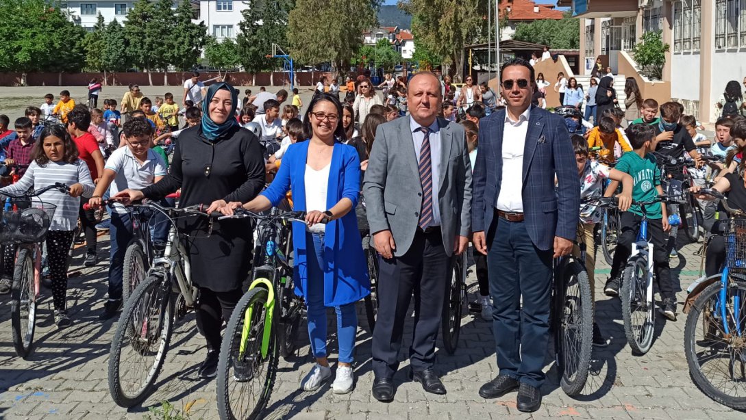  Trafik ve İlkyardım Haftası Etkinlikleri Kapsamında Bisiklet Turu Etkinliği